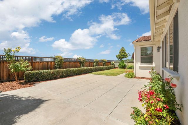 779 New Haven Dr, Tracy, CA 95377