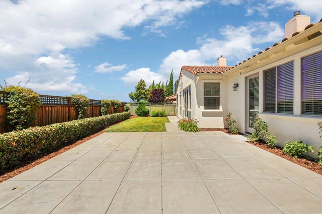 779 New Haven Dr, Tracy, CA 95377