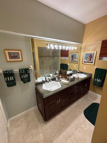 470 Marquesa Dr 0, Coral Gables, FL 33156