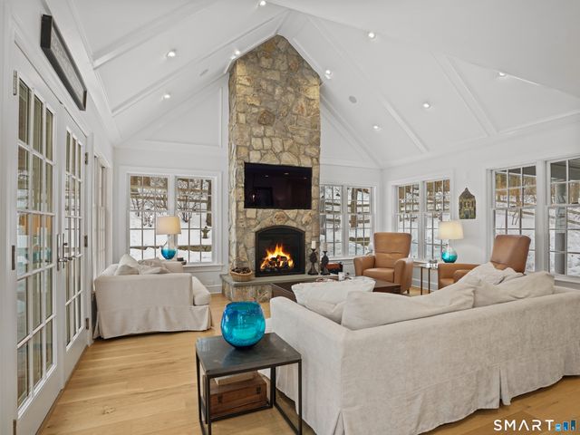 250 Ivy Hill Road, Ridgefield, CT 06877