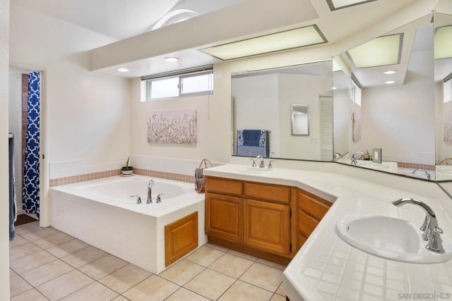 16504 Calle Pulido, San Diego, CA 92128