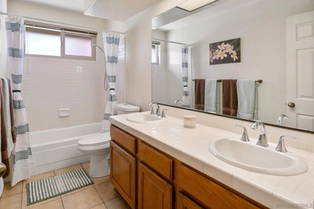 16504 Calle Pulido, San Diego, CA 92128