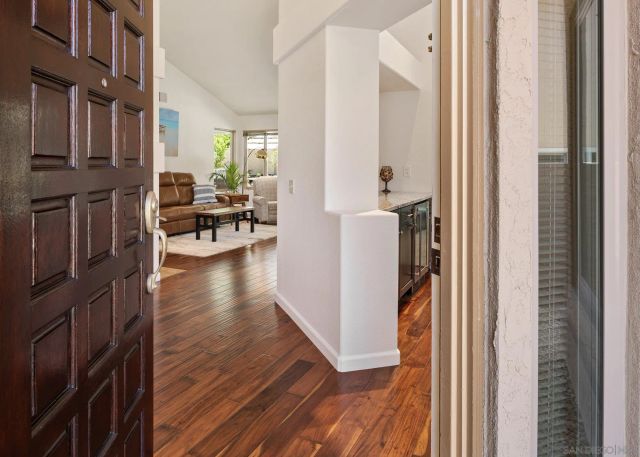 16504 Calle Pulido, San Diego, CA 92128