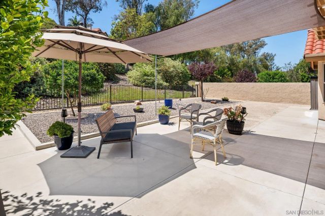 16504 Calle Pulido, San Diego, CA 92128