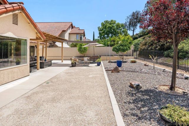16504 Calle Pulido, San Diego, CA 92128
