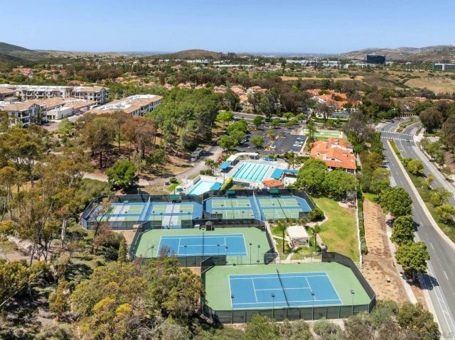16504 Calle Pulido, San Diego, CA 92128