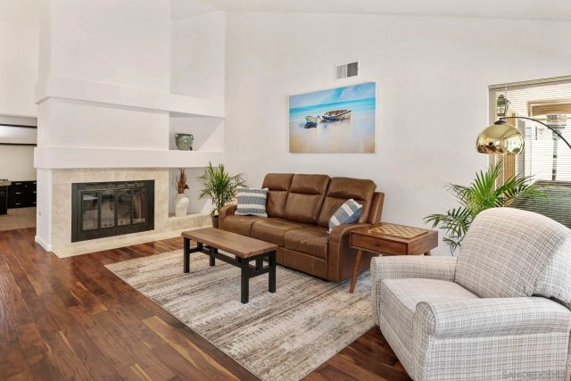 16504 Calle Pulido, San Diego, CA 92128