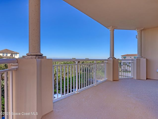 110 Warsteiner Way 301, Melbourne Beach, FL 32951