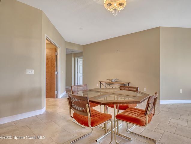 110 Warsteiner Way 301, Melbourne Beach, FL 32951