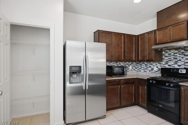 8727 Cerrito Canyon Court, Las Vegas, NV 89148