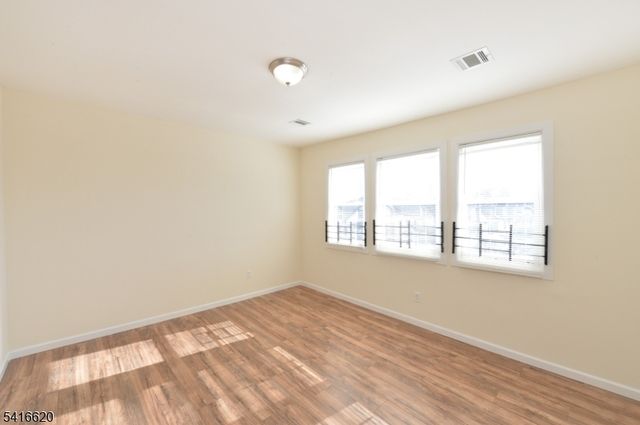 349 Osborne Ter, Newark City, NJ 07112