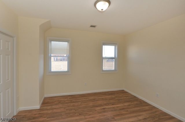 349 Osborne Ter, Newark City, NJ 07112