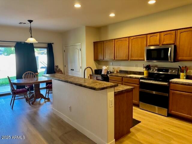 710 E HEATHER Drive, San Tan Valley, AZ 85140