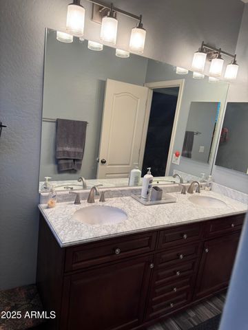 710 E HEATHER Drive, San Tan Valley, AZ 85140