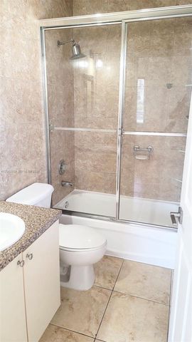 3250 NW 94 ST 0, Miami, FL 33147