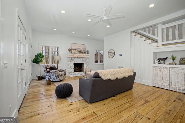 1174 Bear Creek Road, Moreland, GA 30259