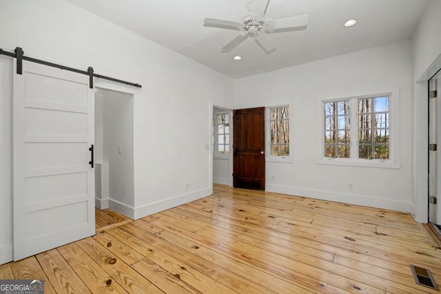 1174 Bear Creek Road, Moreland, GA 30259