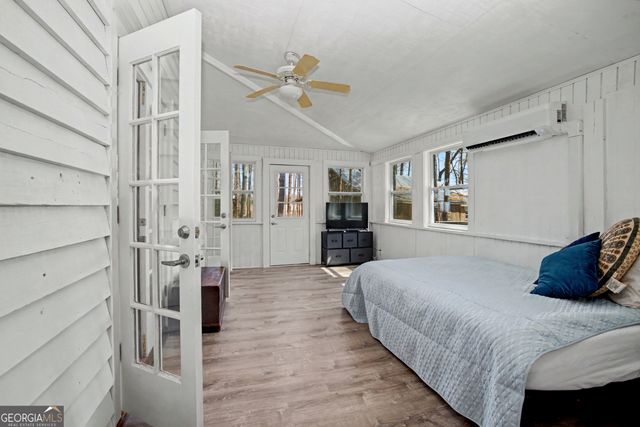 1174 Bear Creek Road, Moreland, GA 30259