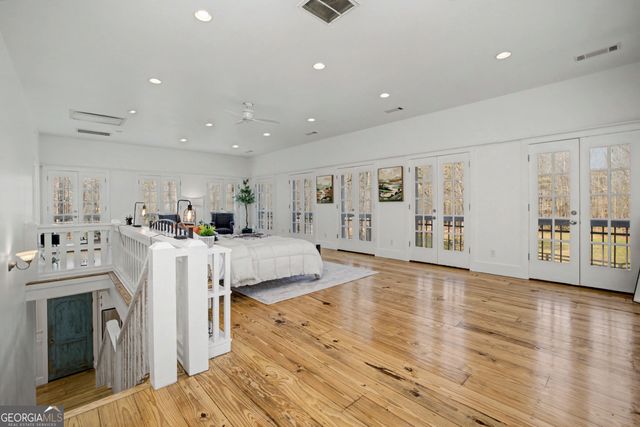 1174 Bear Creek Road, Moreland, GA 30259