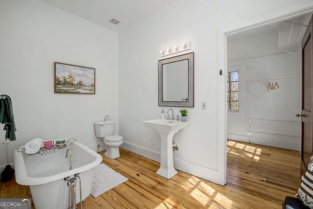 1174 Bear Creek Road, Moreland, GA 30259