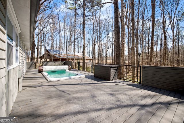 1174 Bear Creek Road, Moreland, GA 30259