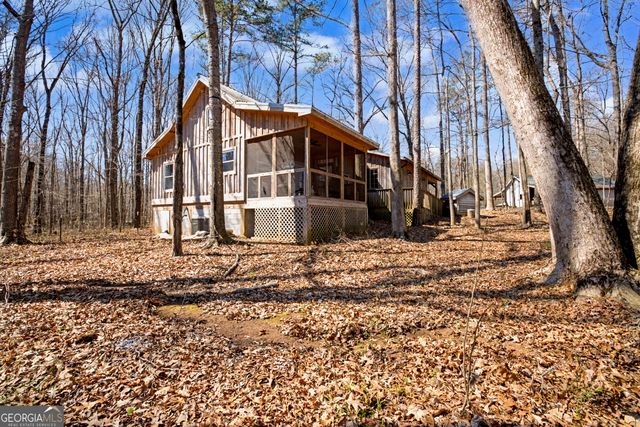 1174 Bear Creek Road, Moreland, GA 30259