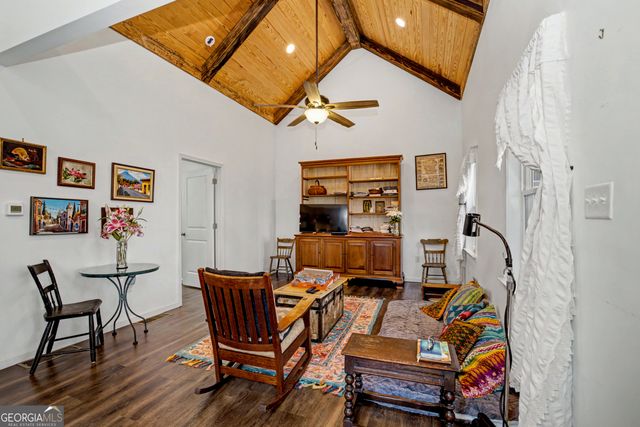 1174 Bear Creek Road, Moreland, GA 30259