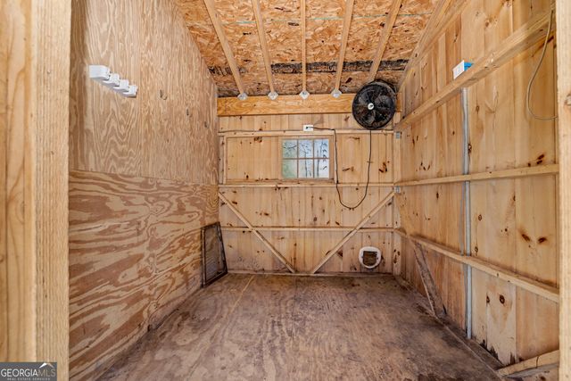 1174 Bear Creek Road, Moreland, GA 30259