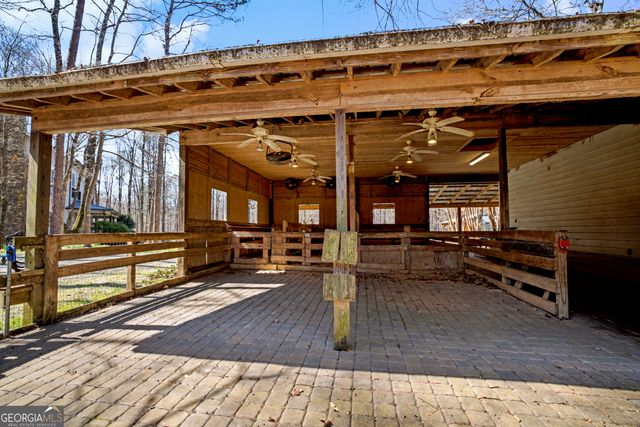 1174 Bear Creek Road, Moreland, GA 30259