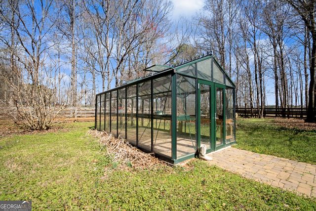 1174 Bear Creek Road, Moreland, GA 30259