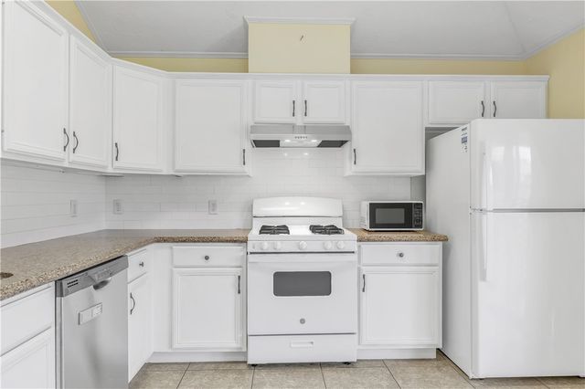 608 Plano Drive, College Station, TX 77845