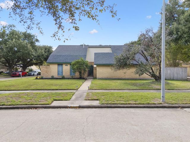 7803 Blackjack Court, Houston, TX 77088