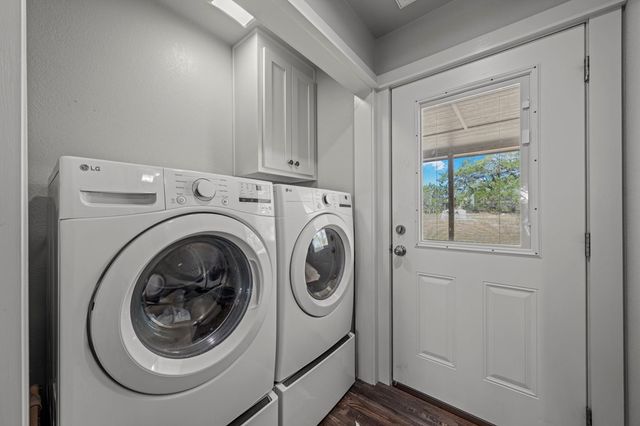 340 Connie Lane, Ingram, TX 78025