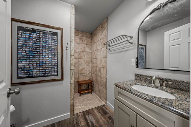 340 Connie Lane, Ingram, TX 78025