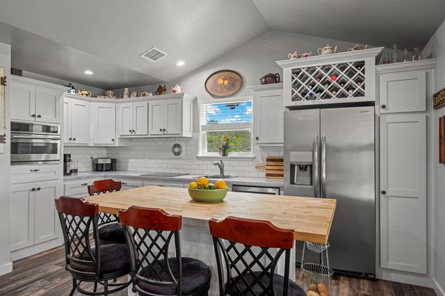 340 Connie Lane, Ingram, TX 78025