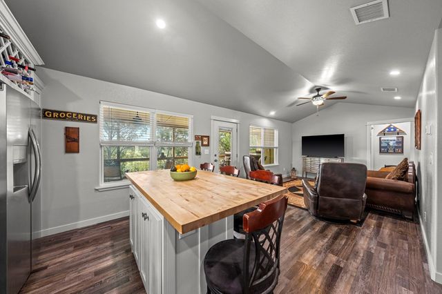 340 Connie Lane, Ingram, TX 78025