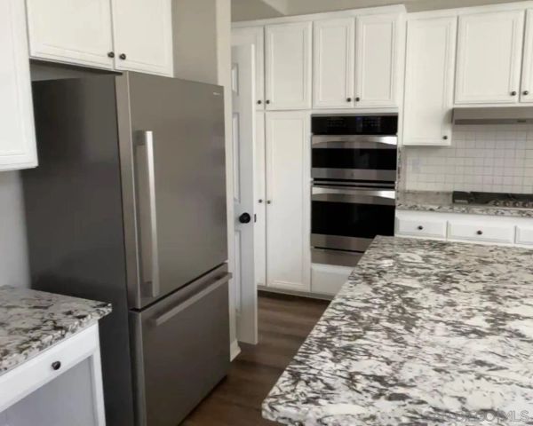 40095 Gibraltar Dr, Murrieta, CA 92562