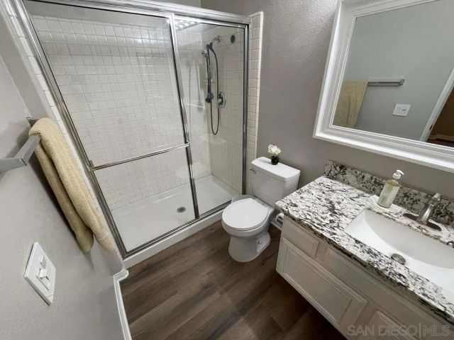 40095 Gibraltar Dr, Murrieta, CA 92562