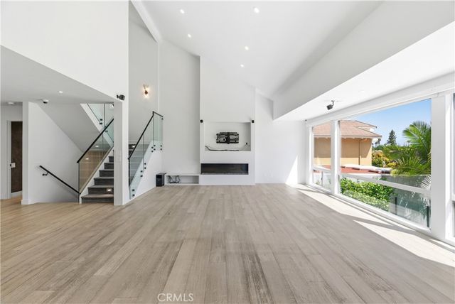 4520 Park Cordero, Calabasas, CA 91302