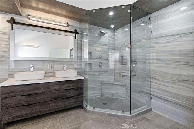 4520 Park Cordero, Calabasas, CA 91302