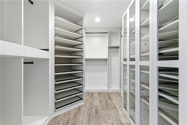 4520 Park Cordero, Calabasas, CA 91302