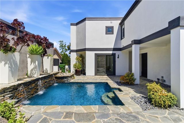 4520 Park Cordero, Calabasas, CA 91302