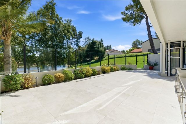 4520 Park Cordero, Calabasas, CA 91302