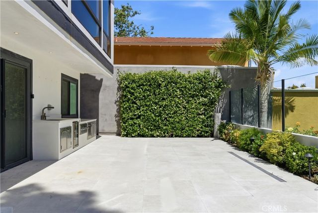 4520 Park Cordero, Calabasas, CA 91302