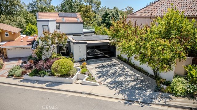 4520 Park Cordero, Calabasas, CA 91302