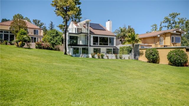4520 Park Cordero, Calabasas, CA 91302
