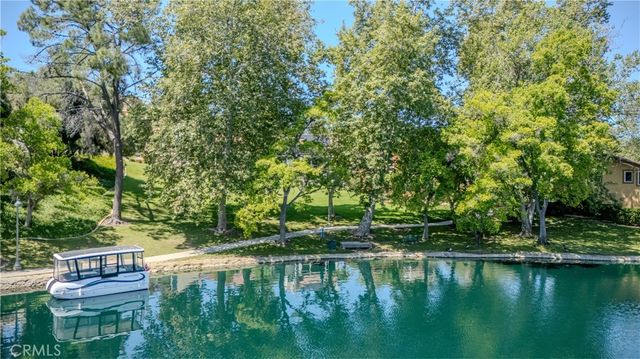 4520 Park Cordero, Calabasas, CA 91302
