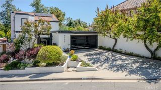 4520 Park Cordero, Calabasas, CA 91302