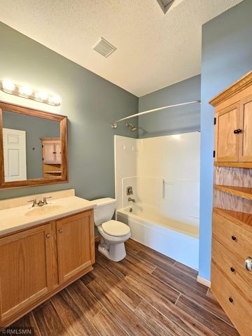 2065 Woodlynn Avenue, Maplewood, MN 55109