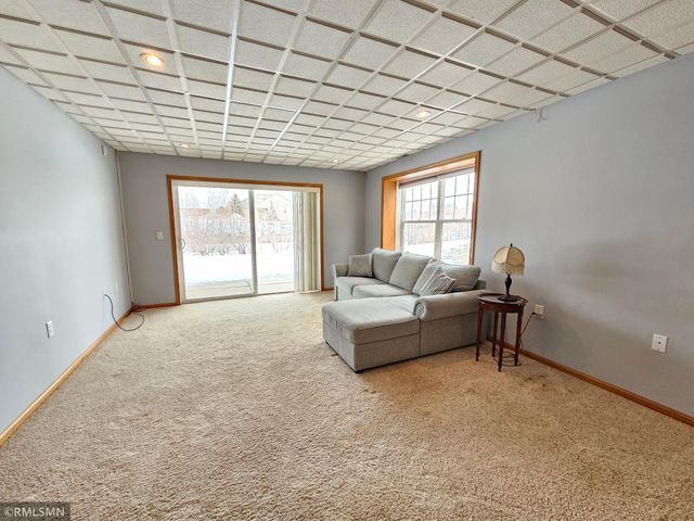 2065 Woodlynn Avenue, Maplewood, MN 55109